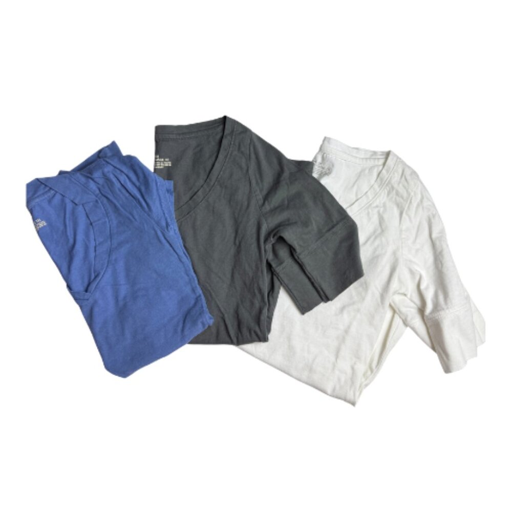 BUNDLE of 3-Gently Worn MOSSIMO Women's V-Neck T-Shirts, Size XS (BB1307B)
